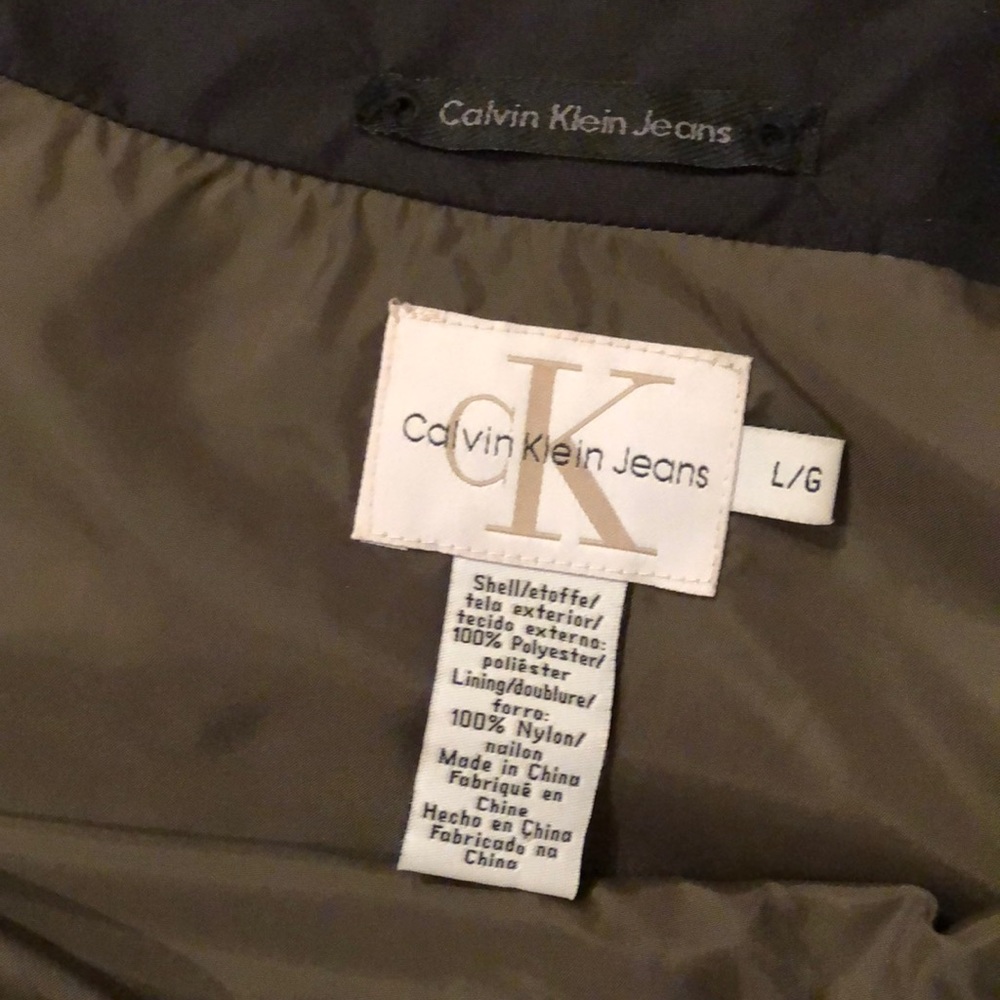 Calvin Klein black windbreaker, NWOT. Size large - Picture 7 of 7